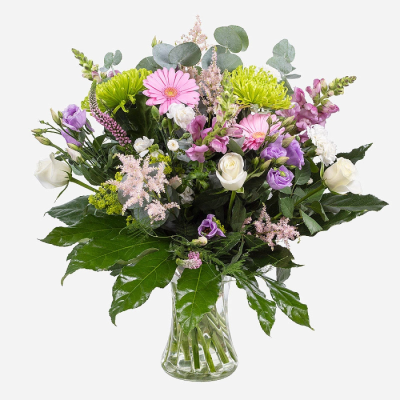 Aquatic scent - A breathtaking seasonal spray in dreamy pastel shades, arranged with natural foliage.
