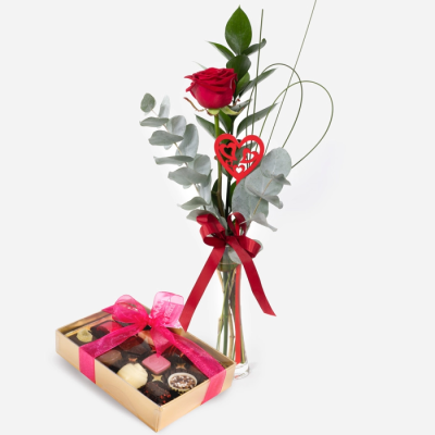 A little treasure and chocolates - Leave a lasting impression with this single red rose, presented in a glass vase. Handmade & hand-delivered with chocolates to the one you treasure
